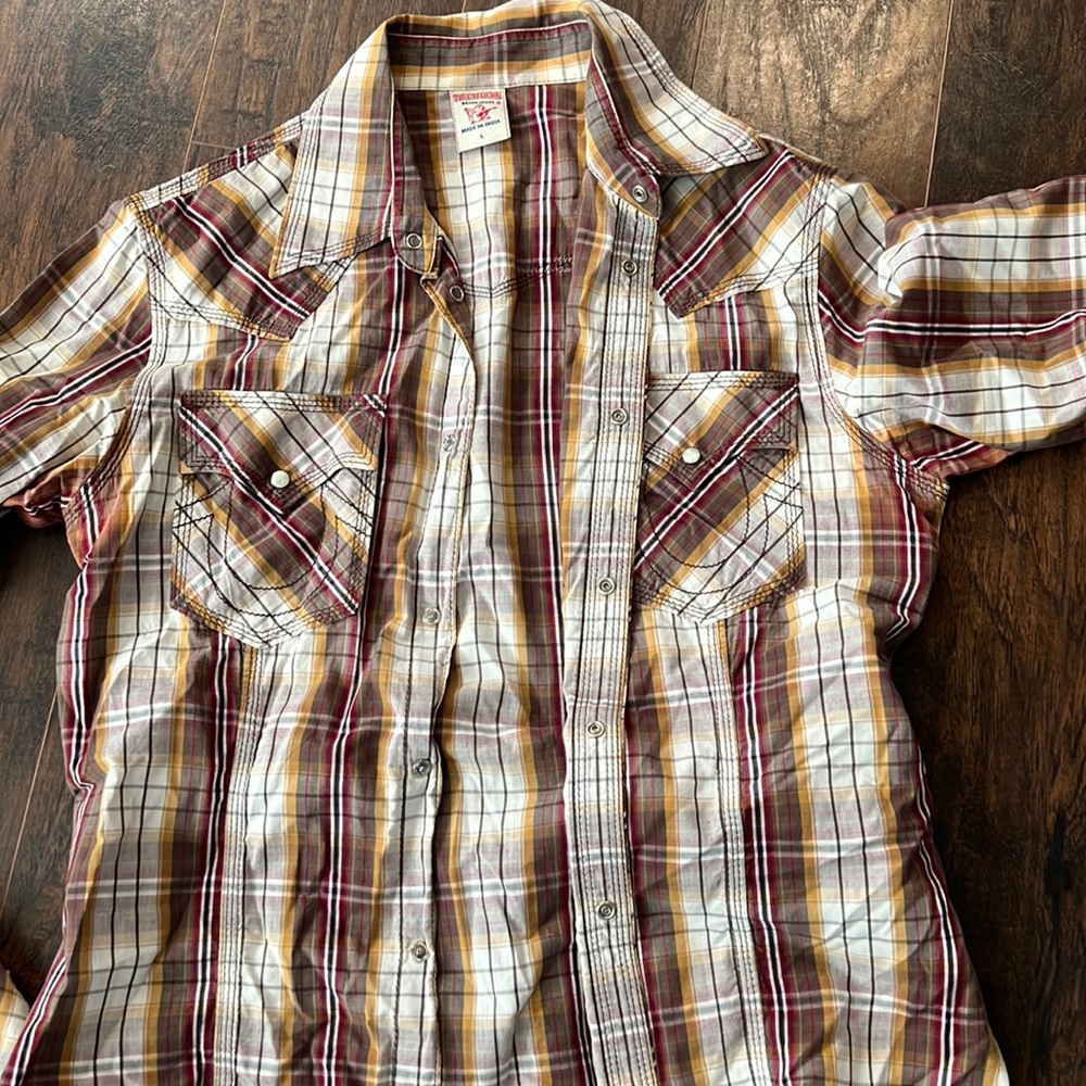 Men’s Large True Religion Button down shirt